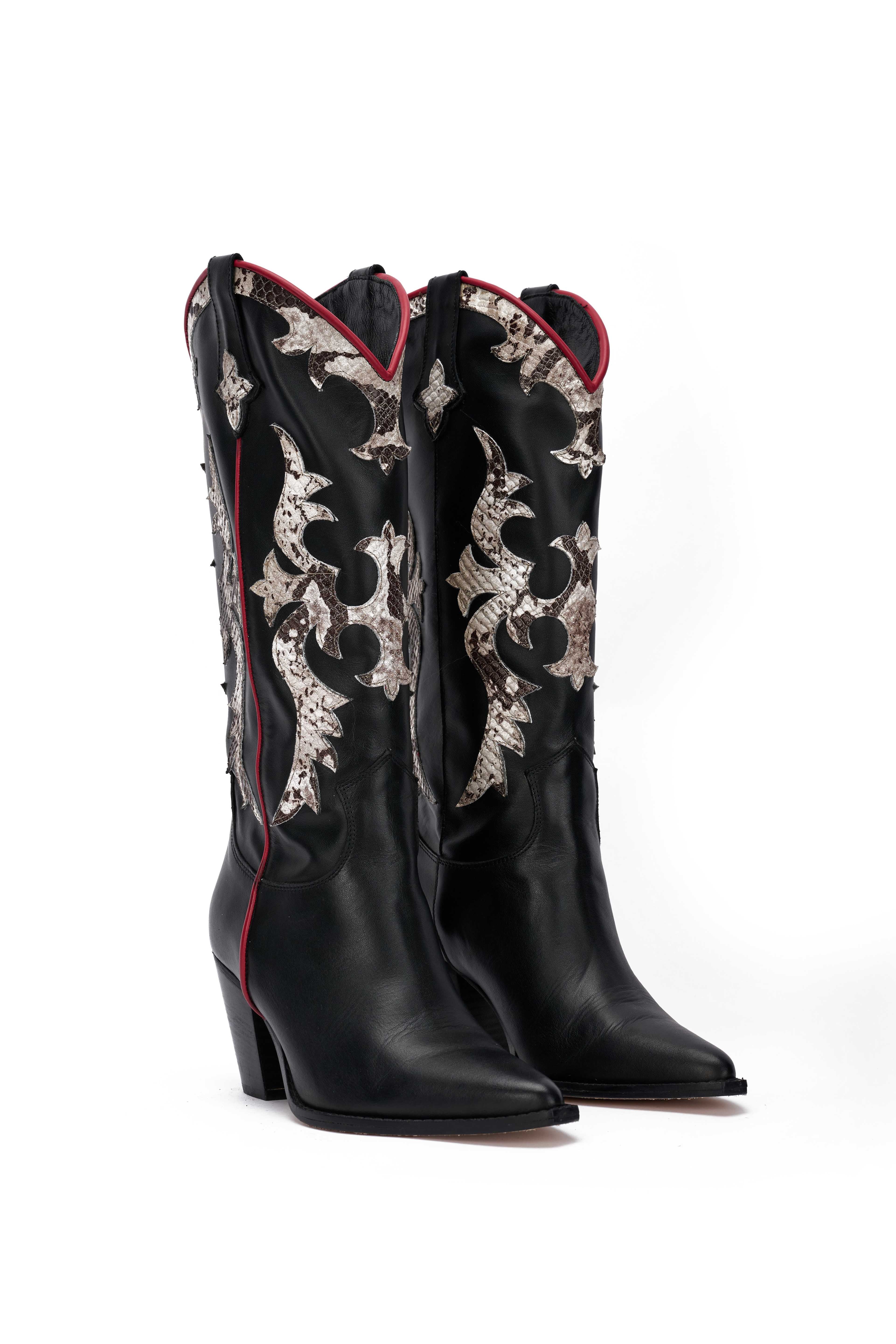 Stivale in Pelle Nera con Riporto Pitone Roccia e Profilo Rosso - Cheyenne