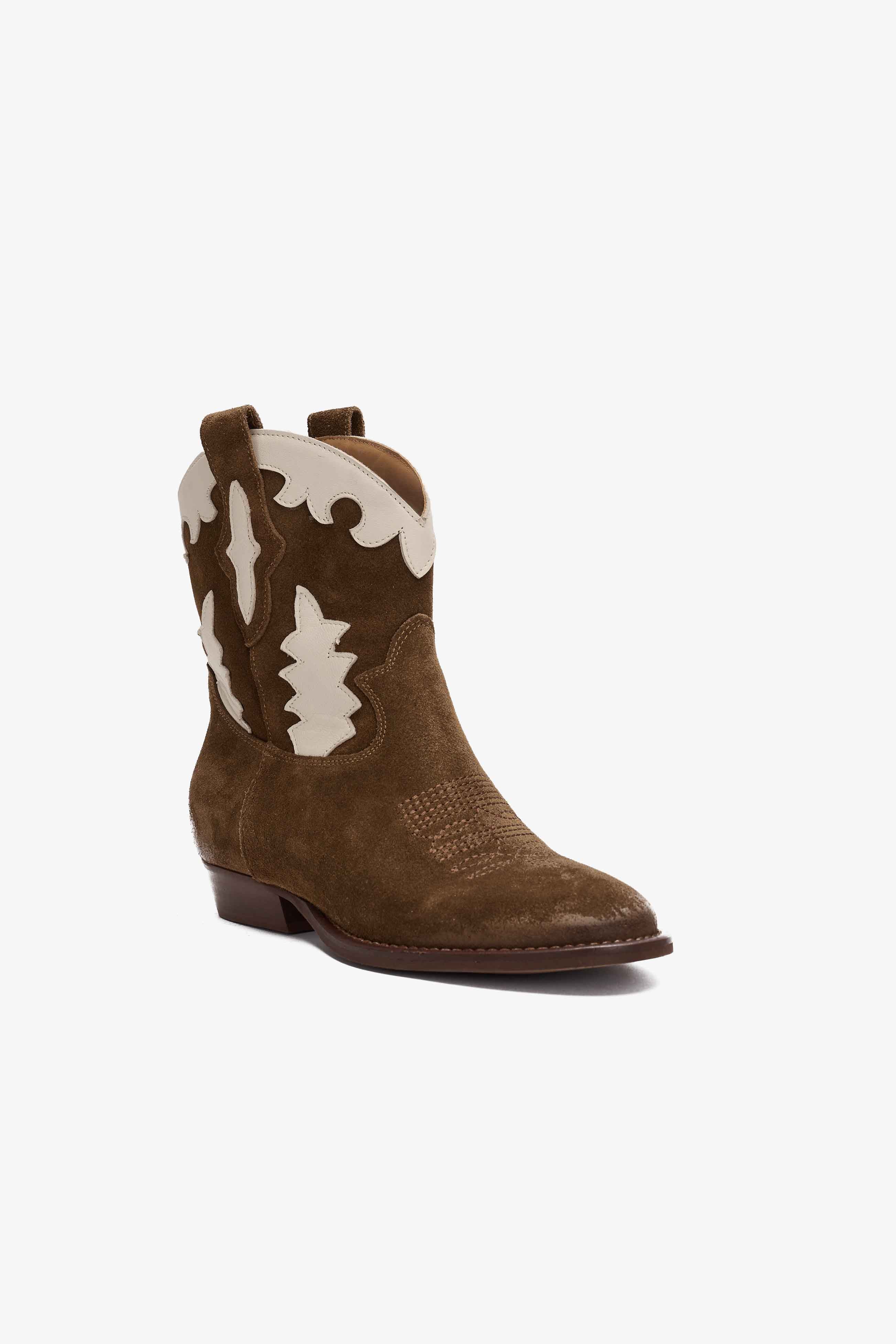 Stivaletto in Camoscio Castagna con Riporti Panna - Rodeo